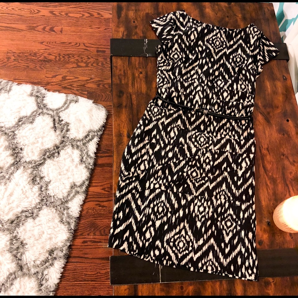 Beautiful 🦓 Dress 👗 and free necklace